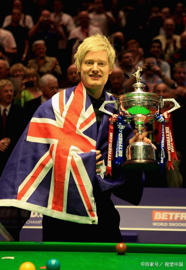 还在更衣室 还在更衣室