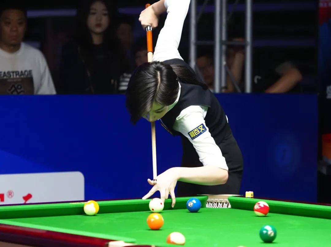 锦标赛上获 锦标赛上获