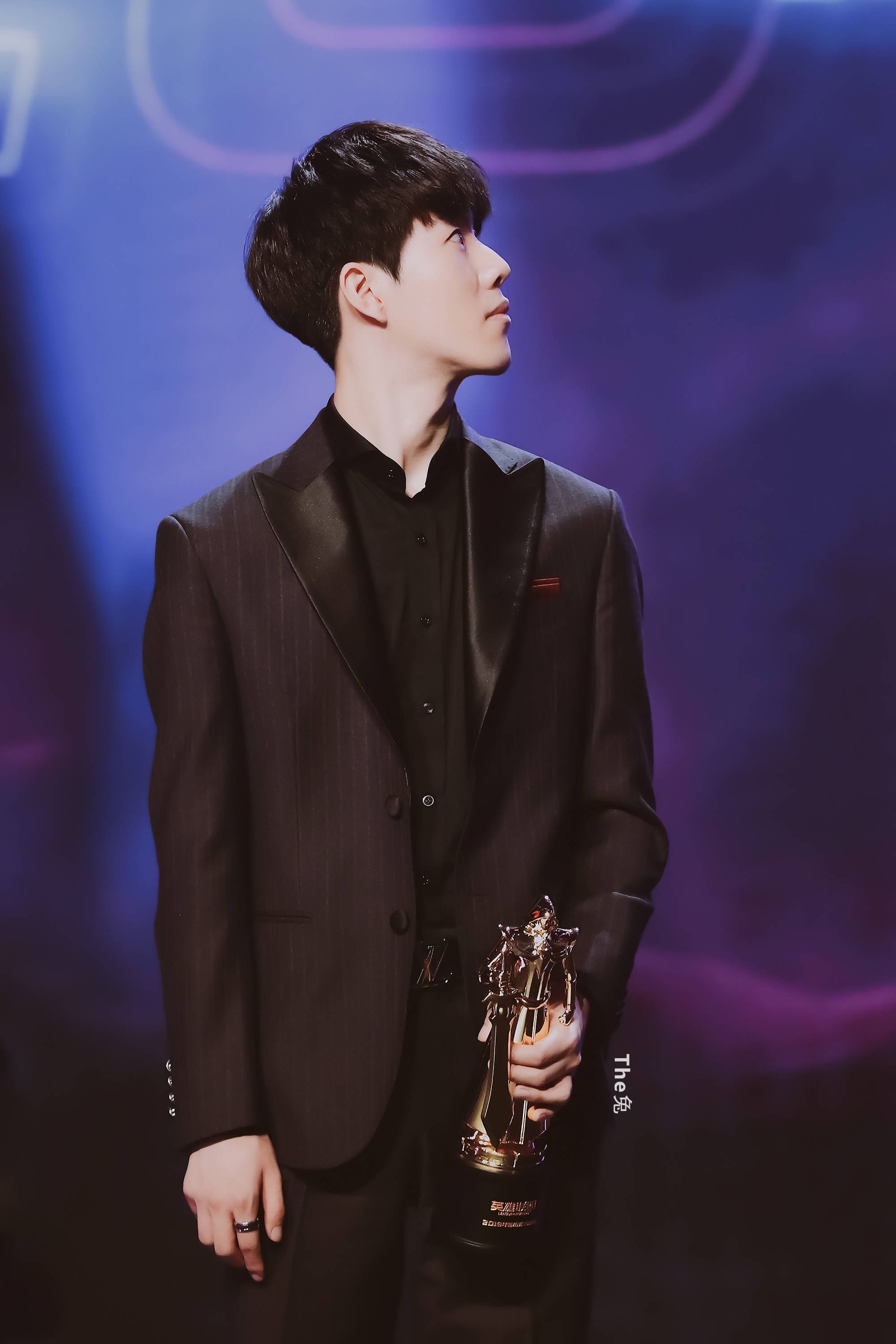 内迅速缩小 内迅速缩小